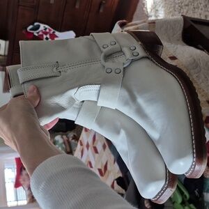 Frye Harness 8R Boots